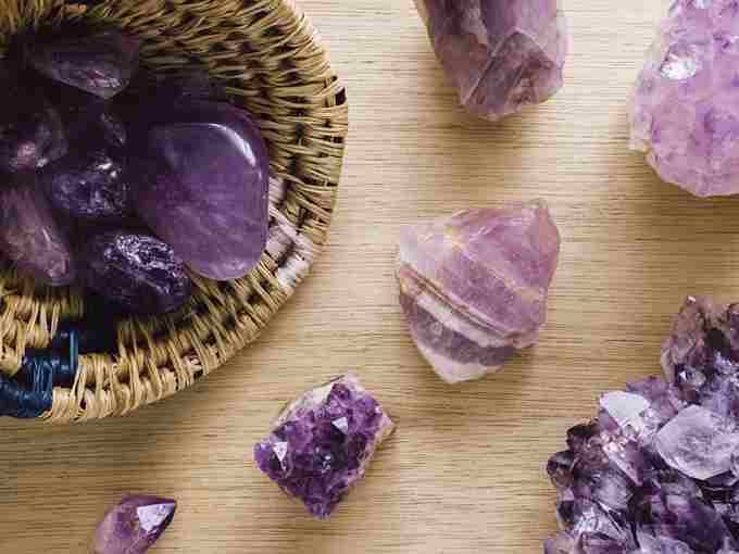 The Surprising Benefits of Healing Crystals: Unlock Their Power Now